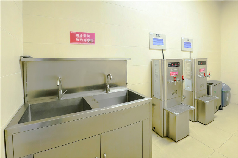 茶水間