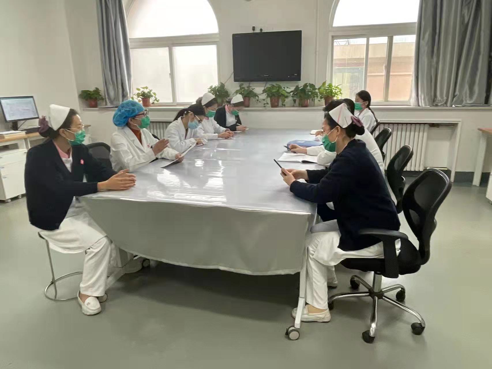 腎內科聯合透析室共同抗疫，為患者服務